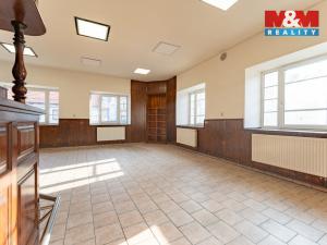 Pronájem restaurace, Liběchov, nám. V. Levého, 367 m2