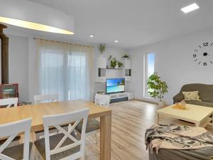 Prodej rodinného domu, Hlušovice, Jezerní, 102 m2