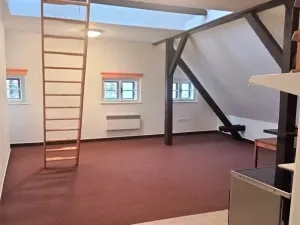Pronájem bytu 1+kk, Kroměříž, Riegrovo náměstí, 51 m2