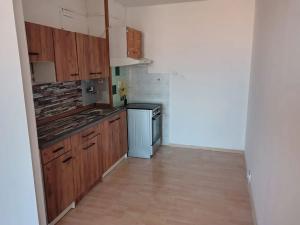 Pronájem bytu 2+1, Teplice, Alejní, 44 m2