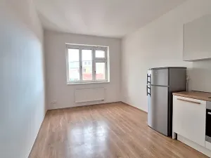 Pronájem bytu 2+kk, Praha - Vršovice, Rybalkova, 45 m2