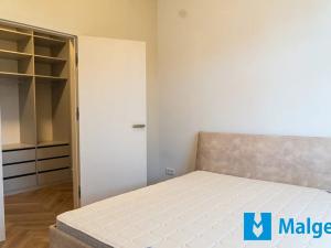 Prodej bytu 2+1, Praha - Vinohrady, náměstí Jiřího z Lobkovic, 72 m2