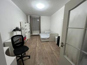 Pronájem bytu 2+kk, Praha - Libeň, Sokolovská, 35 m2