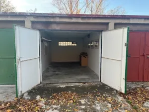 Pronájem garáže, Brno, Cornovova, 18 m2