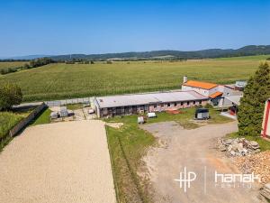 Prodej výrobních prostor, Dolany, 900 m2