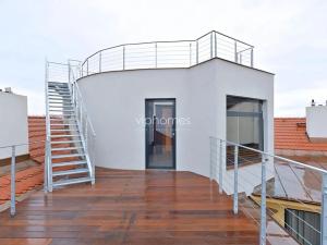 Pronájem bytu 2+kk, Praha - Vinohrady, náměstí Jiřího z Poděbrad, 160 m2