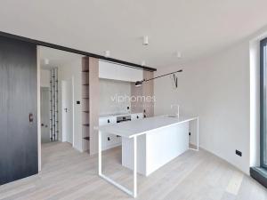 Pronájem bytu 2+kk, Praha - Vinohrady, náměstí Jiřího z Poděbrad, 160 m2