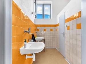 Pronájem kanceláře, Plzeň, Hřbitovní, 378 m2