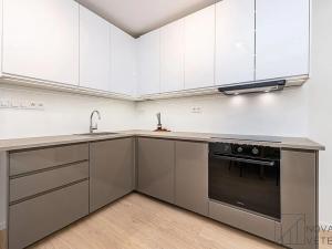 Prodej bytu 5+kk, Praha - Hlubočepy, Pražského, 95 m2