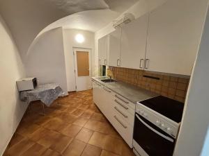 Pronájem bytu 1+1, Rokycany, Smetanova, 45 m2