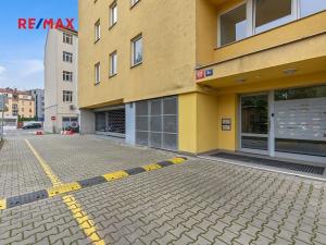 Prodej bytu 3+kk, Praha - Vysočany, Na Harfě, 61 m2