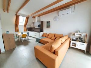 Prodej vícegeneračního domu, Pasohlávky, 320 m2