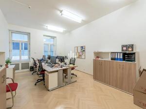 Pronájem kanceláře, Praha - Nové Město, Václavské náměstí, 200 m2