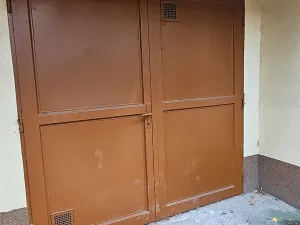 Pronájem garáže, Praha - Strašnice, Pod strání, 15 m2