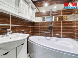 Prodej bytu 4+1, Klášterec nad Ohří, Topolová, 75 m2