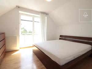 Pronájem rodinného domu, Praha - Suchdol, Havraní, 253 m2