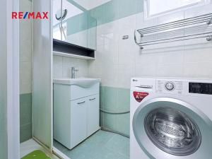 Prodej bytu 2+1, Plzeň, Komenského, 60 m2