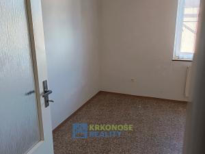 Prodej bytu 2+kk, Úpice, Národní, 43 m2