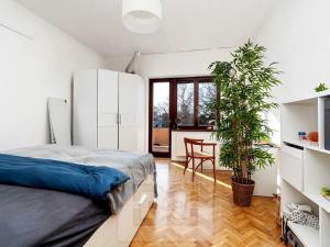 Prodej bytu 2+1, Říčany, nám. Československé armády, 72 m2