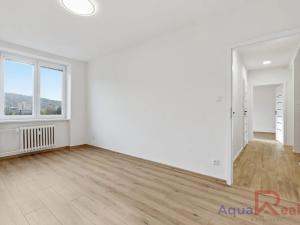 Prodej bytu 2+1, Karlovy Vary, Šmeralova, 51 m2