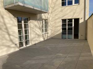 Pronájem bytu 1+kk, Praha - Žižkov, Na rovnosti, 50 m2