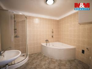 Pronájem bytu 3+1, Nechanice, Husovo nám., 98 m2