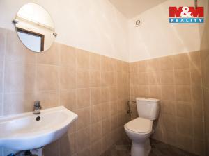 Pronájem bytu 3+1, Nechanice, Husovo nám., 98 m2