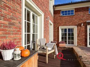 Prodej rodinného domu, Praha - Horní Počernice, Na Myšině, 327 m2