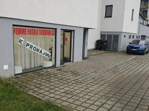 Pronájem obchodního prostoru, Ivančice, Boží Hora, 30 m2