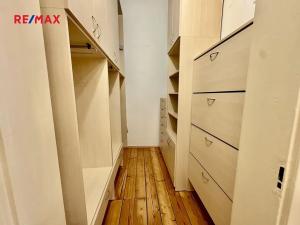 Pronájem bytu 3+1, Praha - Vinohrady, Slezská, 97 m2