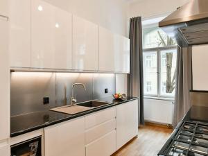 Pronájem bytu 3+1, Praha - Vinohrady, Mánesova, 118 m2