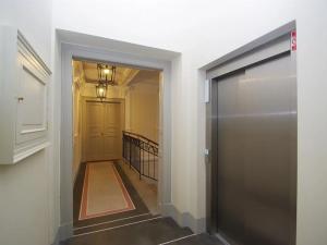 Pronájem bytu 1+1, Praha - Nové Město, Bolzanova, 47 m2