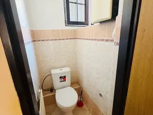 Pronájem rodinného domu, Jesenice, K Belnici, 90 m2