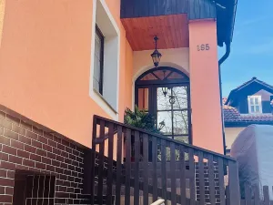 Pronájem rodinného domu, Jesenice, K Belnici, 90 m2