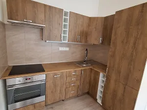 Pronájem bytu 2+kk, Praha - Vysočany, Novovysočanská, 45 m2