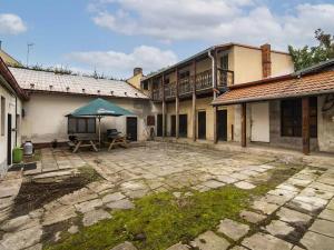 Prodej rodinného domu, Zlonice, Revoluční, 695 m2