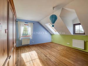 Prodej rodinného domu, Mořina, 239 m2