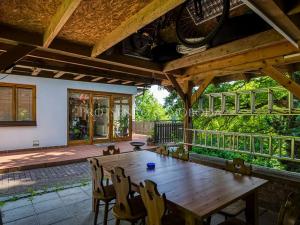 Prodej ubytování, Mnichovice, Nad rybníkem, 312 m2