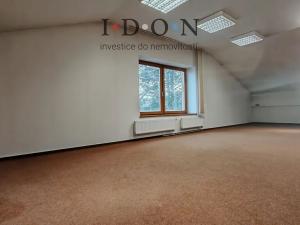 Pronájem kanceláře, Třinec, Frýdecká, 57 m2