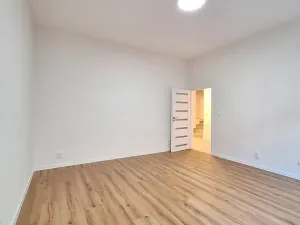 Pronájem bytu 3+kk, Praha - Břevnov, Bělohorská, 70 m2