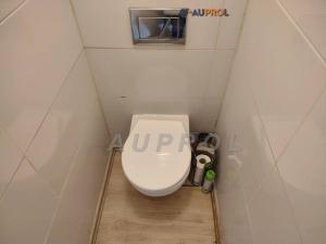 Prodej bytu 3+1, Nespeky, Benešovská, 77 m2