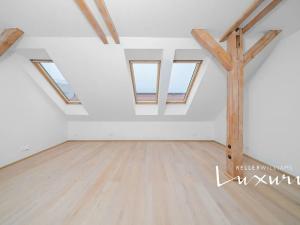 Prodej bytu 5+kk, Praha - Dejvice, Buzulucká, 239 m2