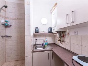 Pronájem bytu 1+kk, Praha - Libeň, Krejčího, 25 m2