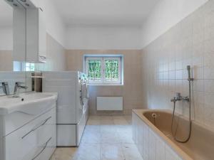 Prodej rodinného domu, Družec, V Zátiší, 289 m2