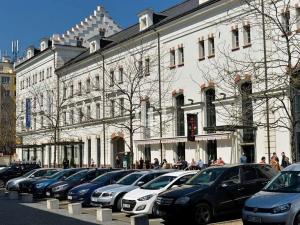 Pronájem kanceláře, Praha - Holešovice, U průhonu, 350 m2