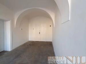 Pronájem bytu 2+kk, Plzeň, náměstí Republiky, 62 m2