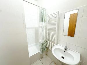 Pronájem bytu 1+kk, Brno, Okružní, 26 m2