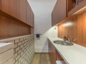 Pronájem kanceláře, Praha - Bubeneč, Jana Zajíce, 270 m2