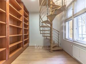 Pronájem kanceláře, Praha - Bubeneč, Jana Zajíce, 270 m2