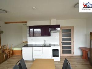 Prodej bytu 1+kk, Teplice, kpt. Jaroše, 33 m2